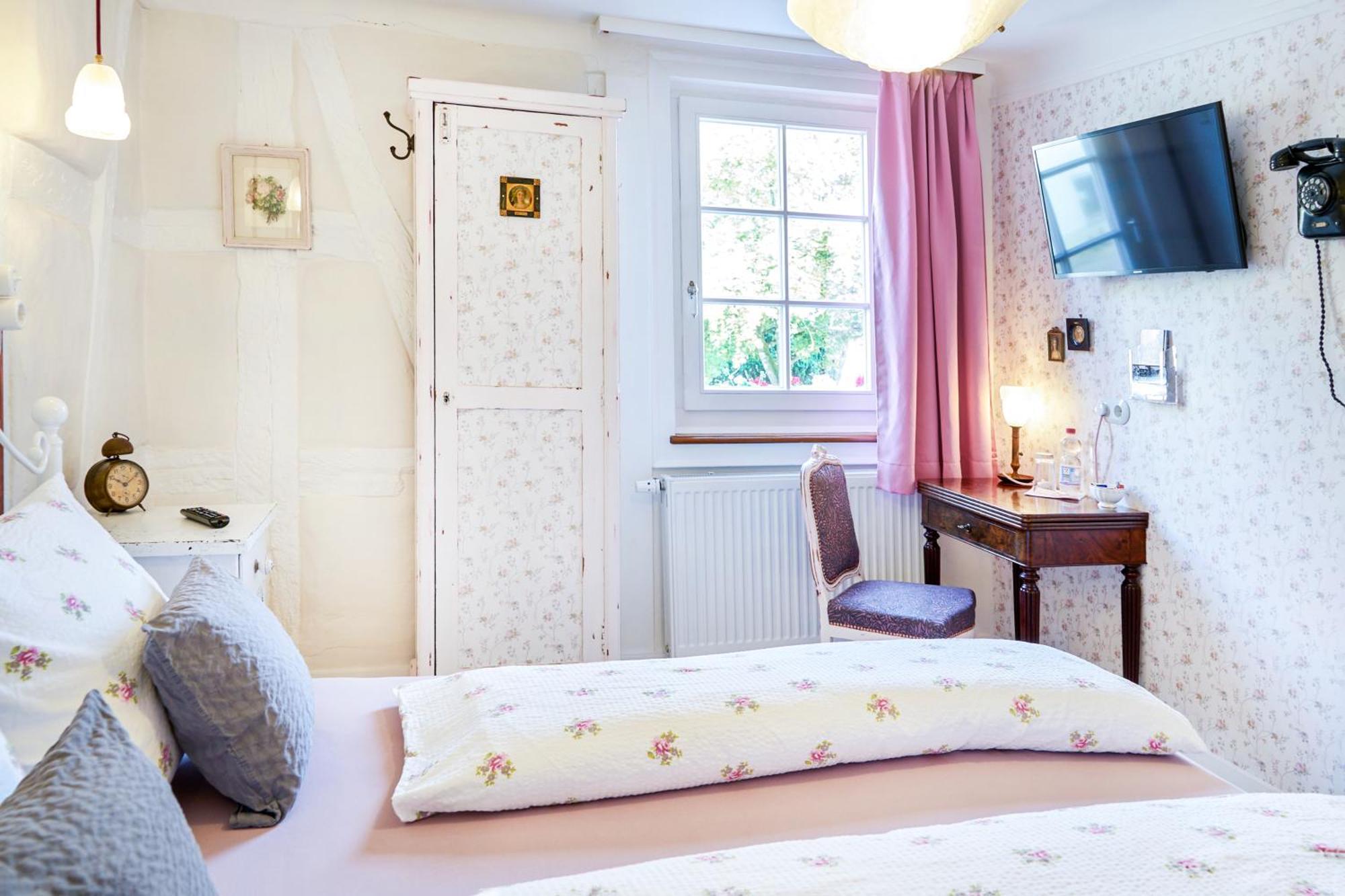 Pension Amthof Oberderdingen Pokoj fotografie